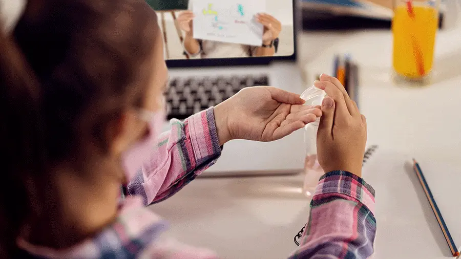 التعليم عبر الإنترنت