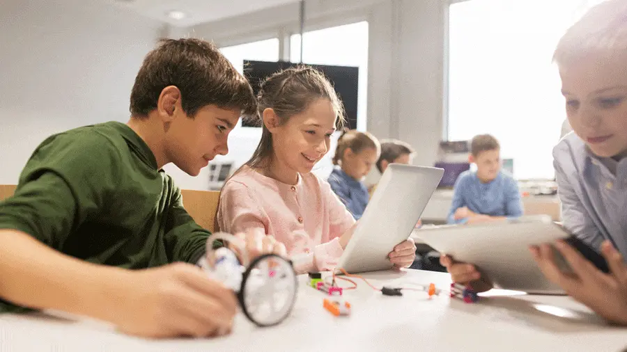 التفاعل في التعليم