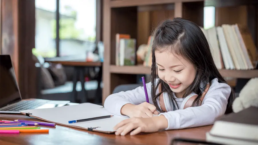 الأنظمة التعليمية الذكية