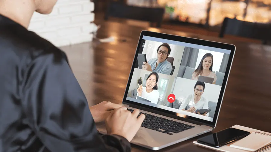 التفاعل في الصفوف الرقمية