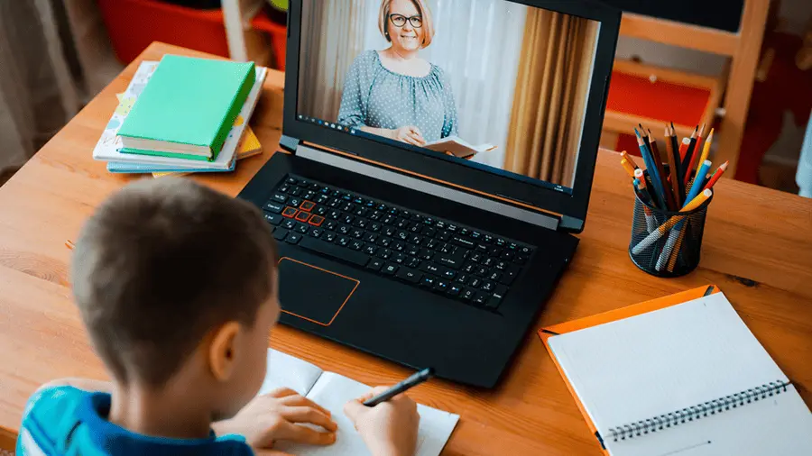 تكنولوجيا المعلومات في التعليم