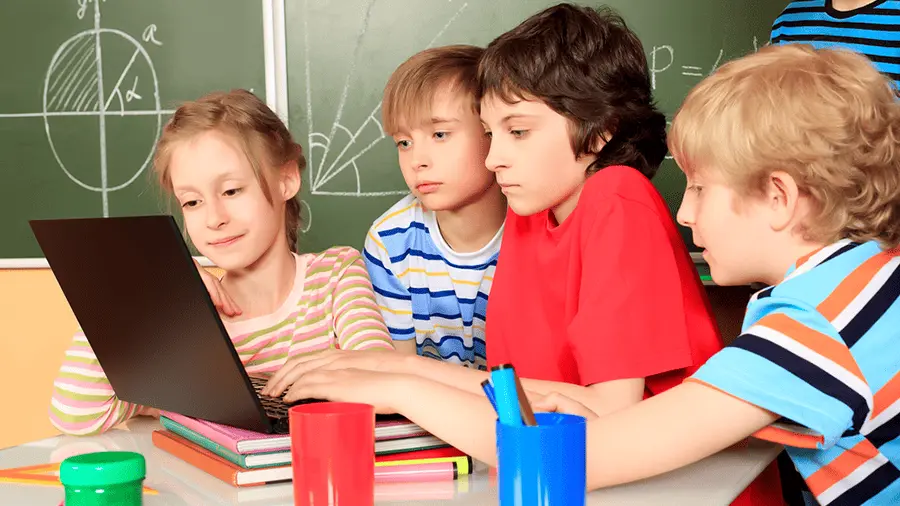 التفاعل في التعليم