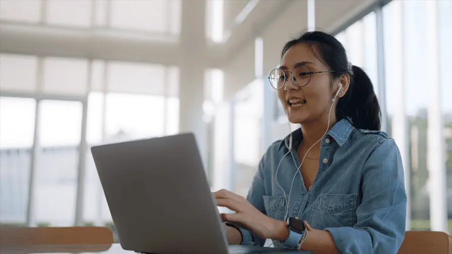 التعلم غير المتزامن