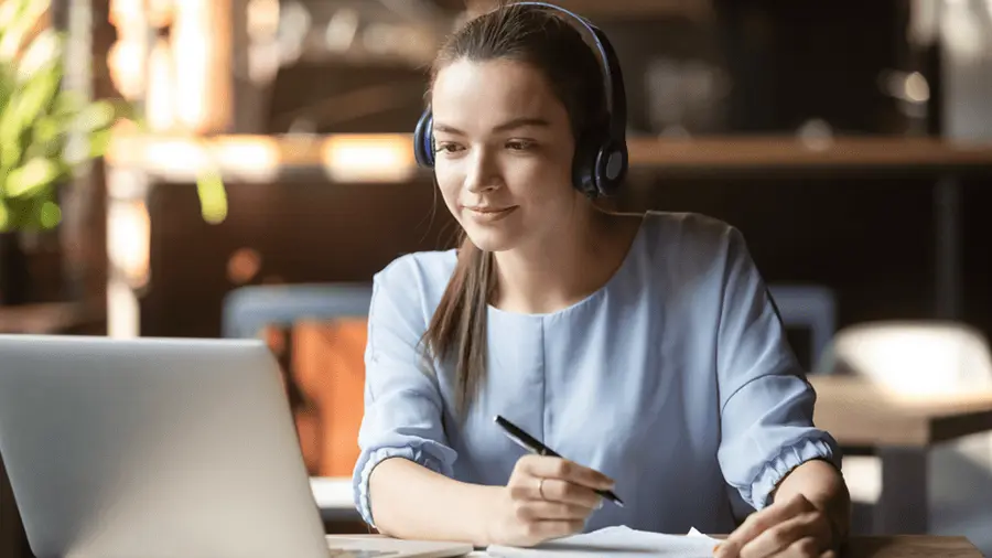 إدارة التعليم الإلكتروني