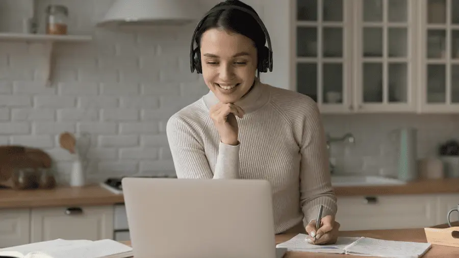 تحسين التعليم عن بعد