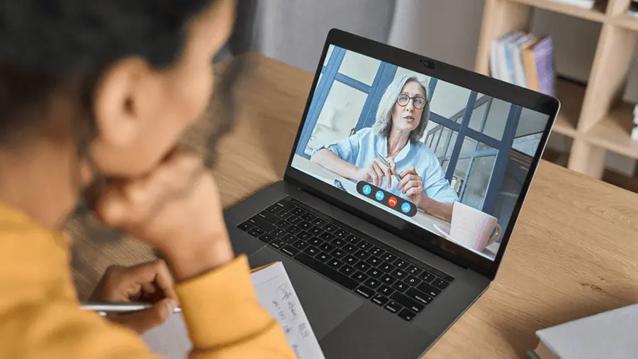 التعليم الجامعي عن بعد