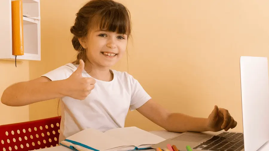 التعليم عن بعد للأطفال 