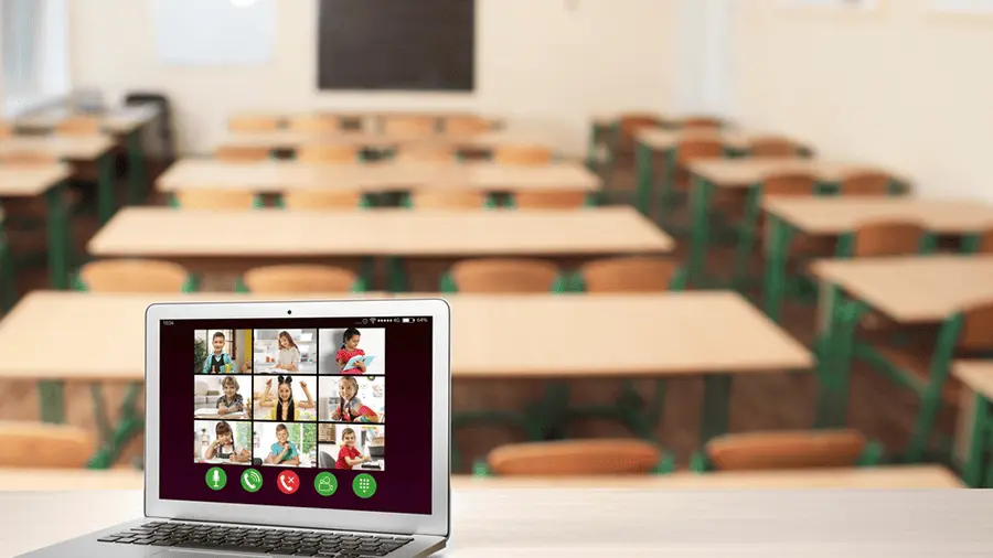 تجارب التعليم عن بعد