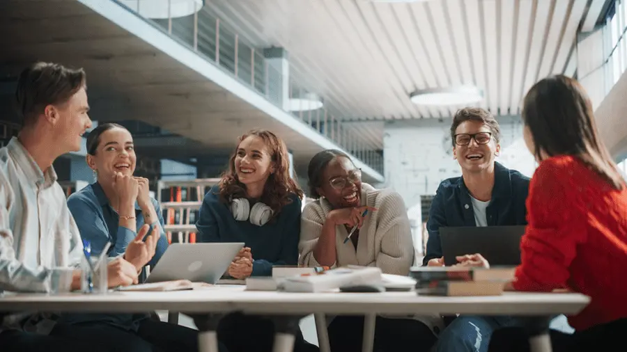 التعليم التفاعلي 